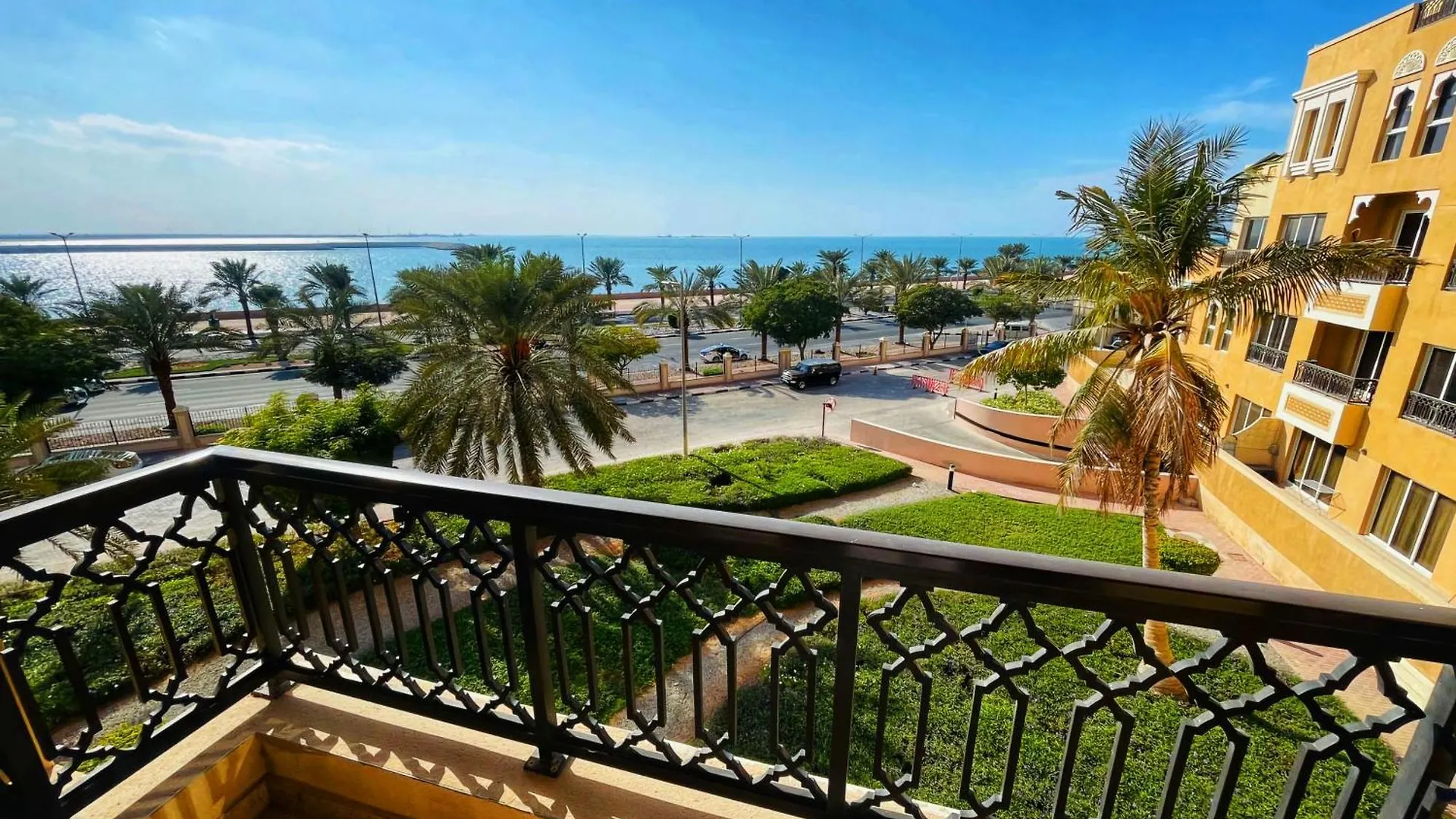 Seabreeze Vacation Homes, Cozy Beach Apartment 1Bhk Ras al-Khaimah