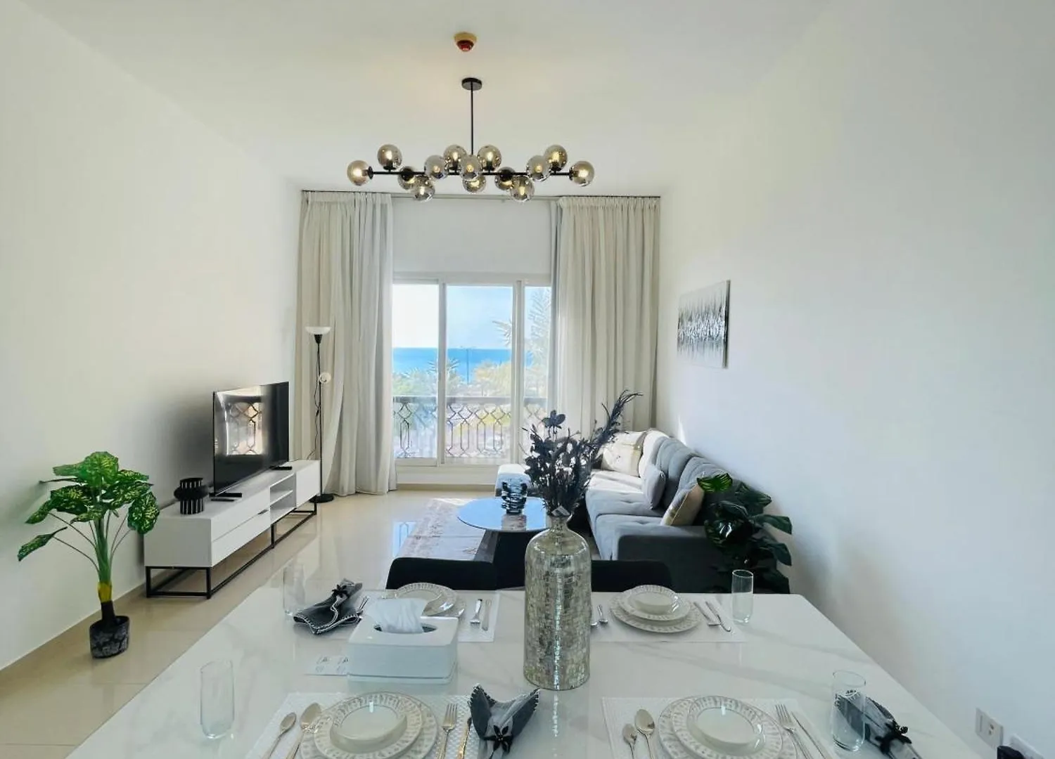 Seabreeze Vacation Homes, Cozy Beach Apartment 1Bhk Ras al-Khaimah